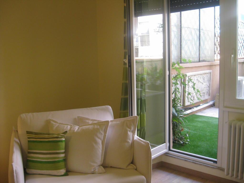 Demi'S Home Rome Room photo